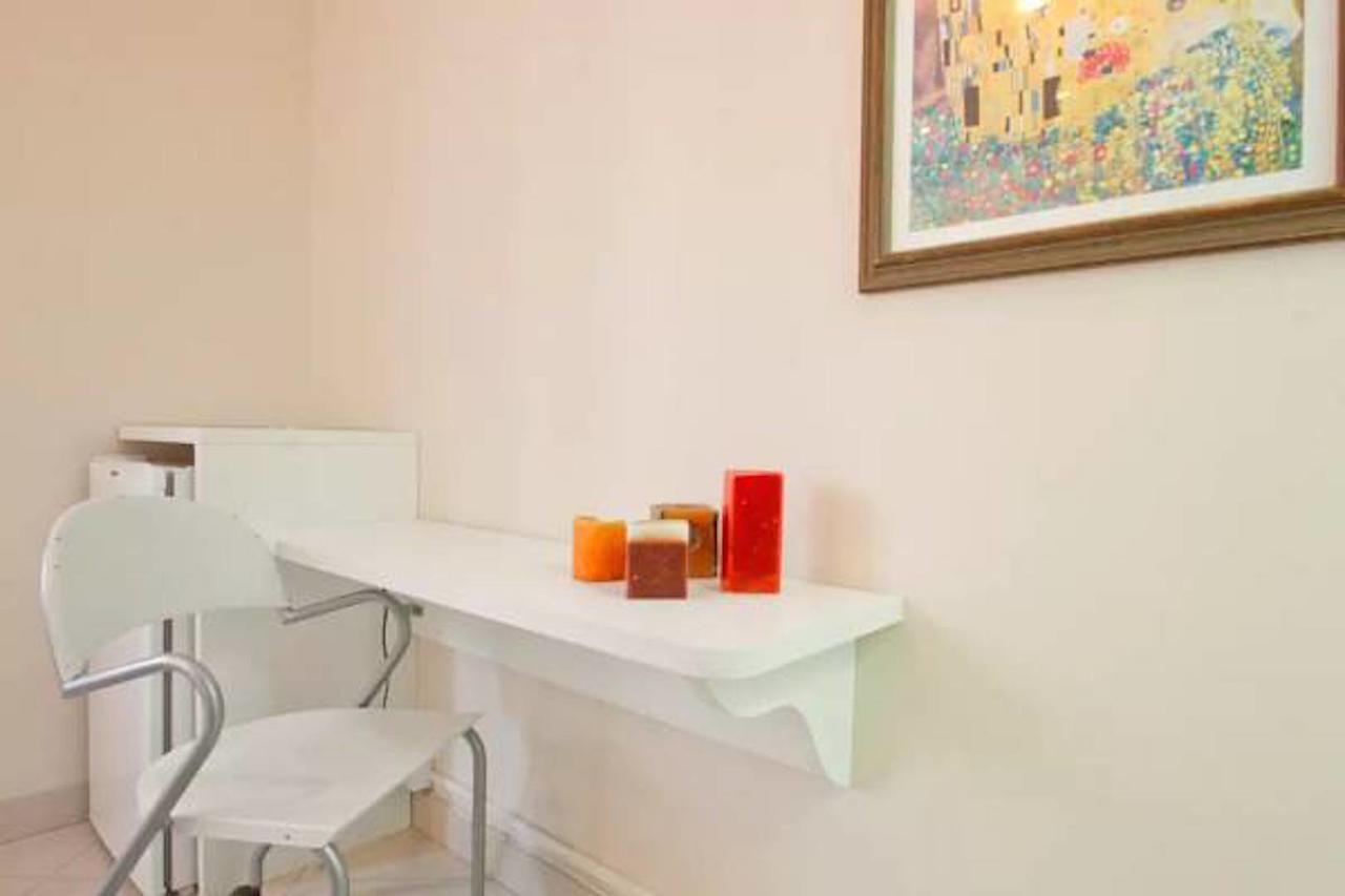 Homestay 3 - Avenida Carlos Gomes Porto Alegre Bagian luar foto
