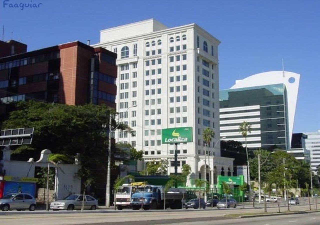 Homestay 3 - Avenida Carlos Gomes Porto Alegre Bagian luar foto